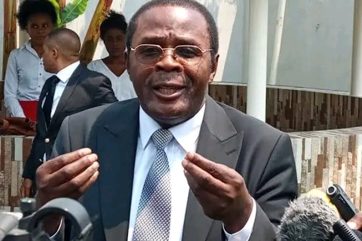 RDC : présent dans la salle bosolo de CENI en direct de la rtnc, pasteur Théodore Ngoyi fustige les récentes élections.